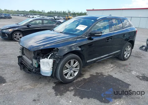 2016 Volvo Xc60 T5 Premier из США, поврежденный, VIN YV4612RK1G2788984